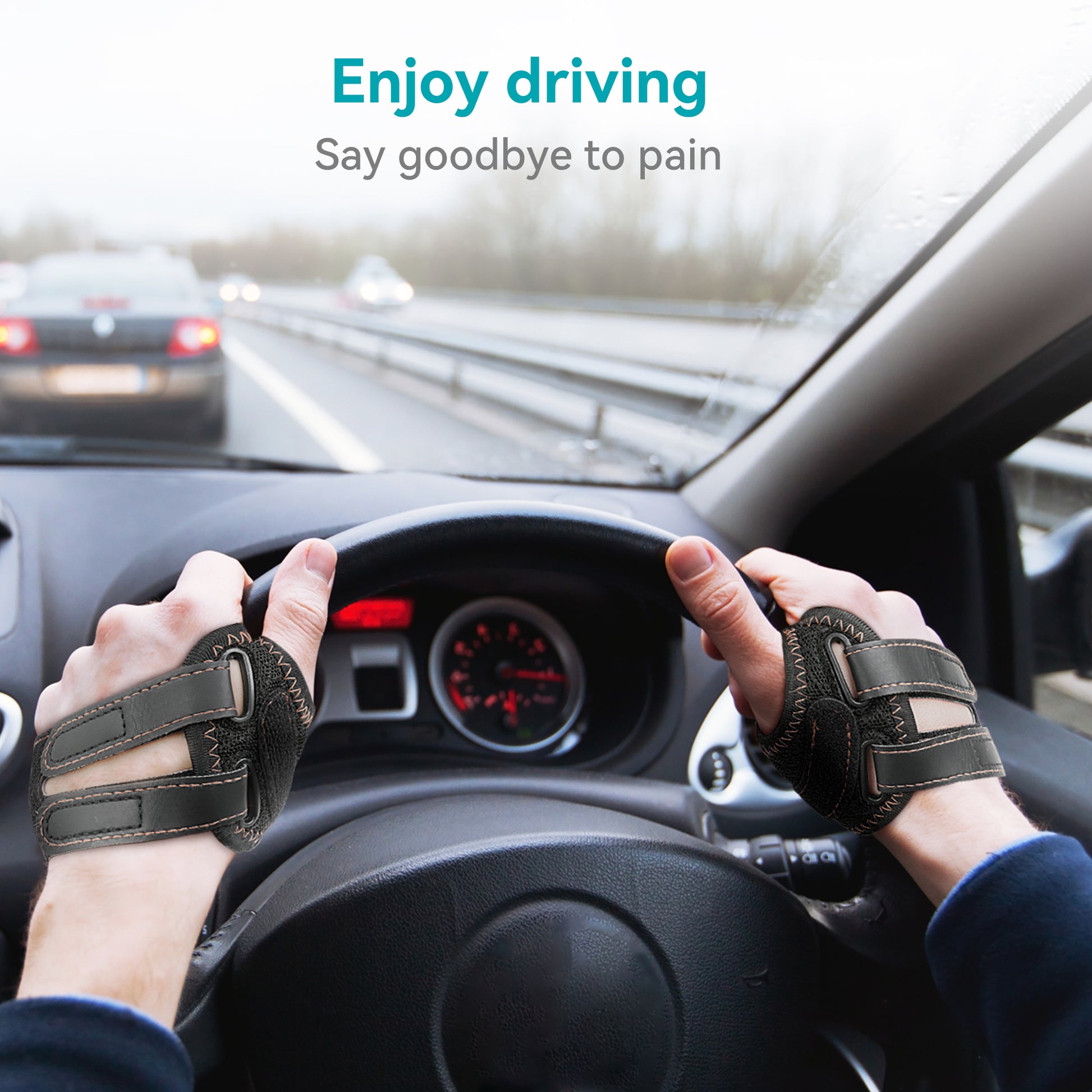 A person who has arthritis is driving a car and wearing a FORTEMOTUS wrist brace. This brace is suitable for daily activities.